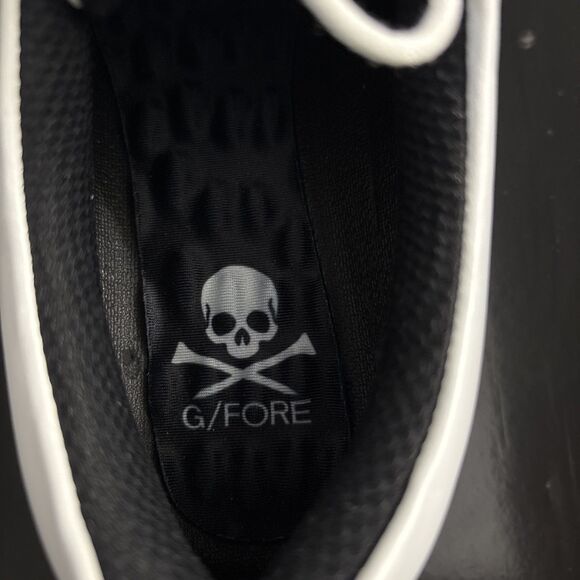 Athletic_Shoes